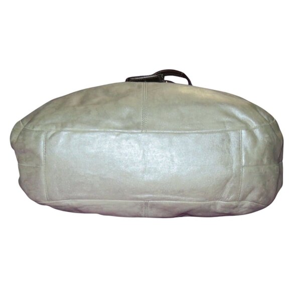 Coach 2010 Soho Lynn Hobo Buckle Bag in Pearlescent White Brown Leather Trim - Picture 8 of 14